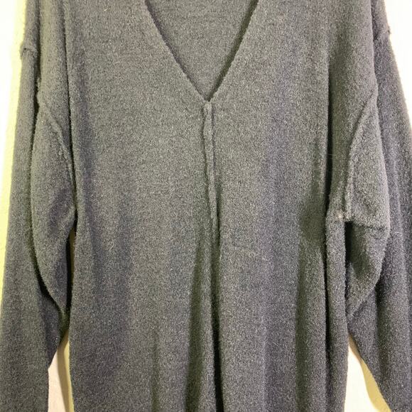 ARITZIA WILFRED FREE Sweater Black Medium Super Soft Very Oversized‎ Cozy - Picture 5 of 12